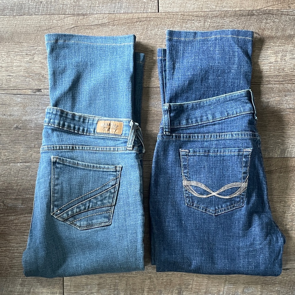 Signature Levi’s & Lee Bootcut Denim Jeans Bundle - 2 Denim Jeans